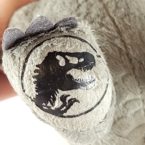 Jurassic World Indominus Rex Dinosaur Plush Stuffed Animal 8" Universal Plushie - Picture 11 of 15